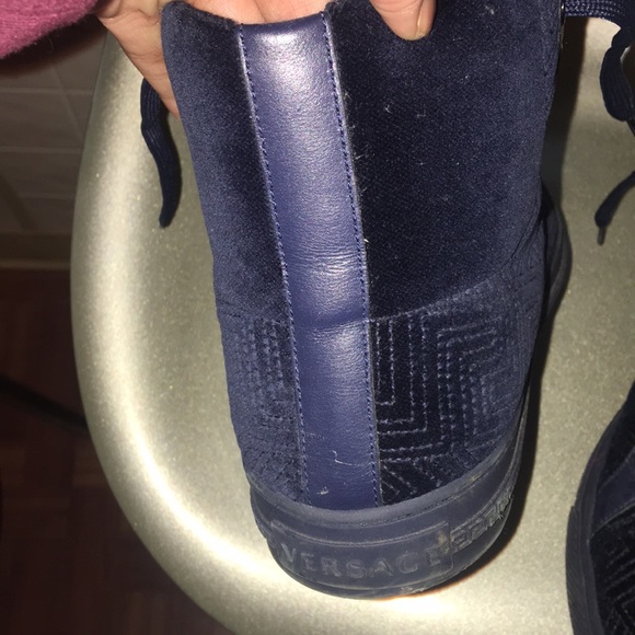 Men’s Versace tennis shoes - Picture 2 of 4